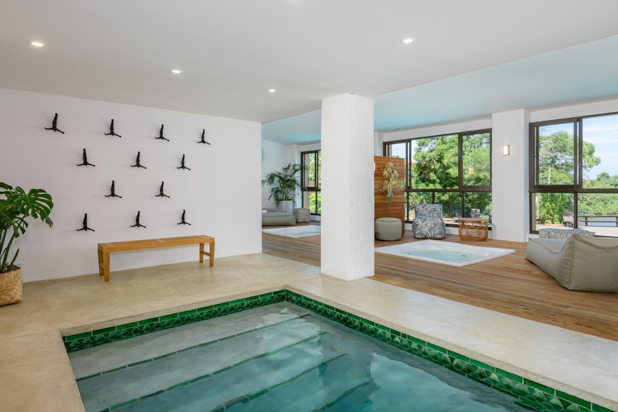 San Lameer Resort Hotel & Spa Саутбрум Екстериор снимка